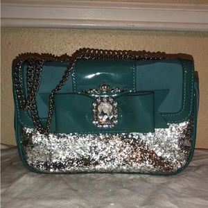 My flat in London crossbody!